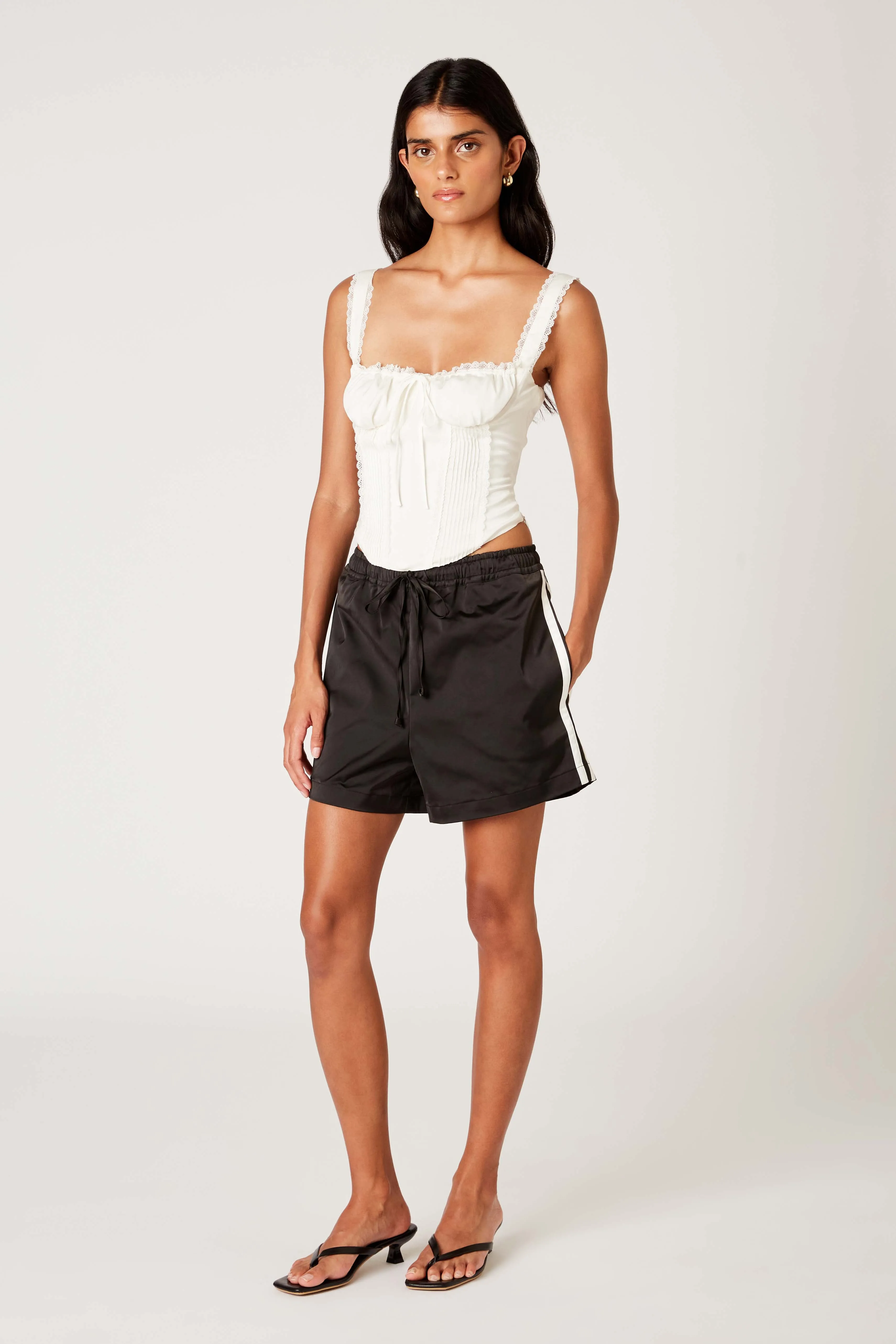 Luis Short sold by Nia product image thumbnail 3