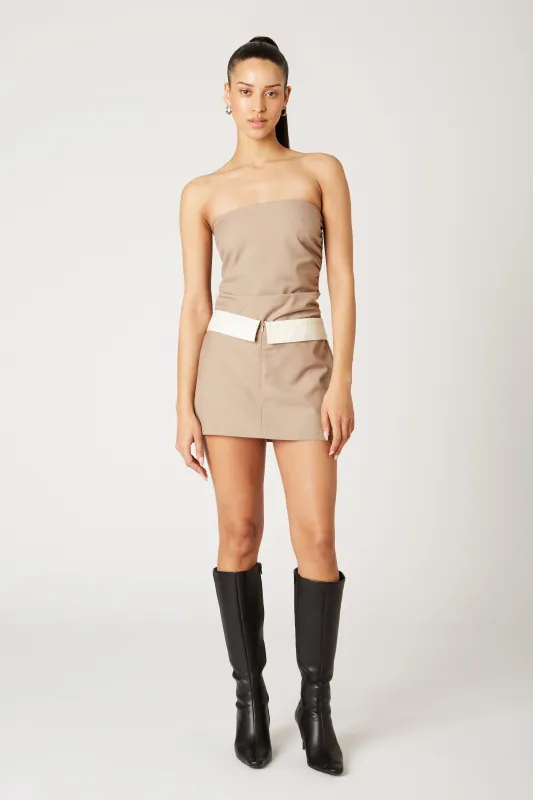 Amanda Skort sold by Nia