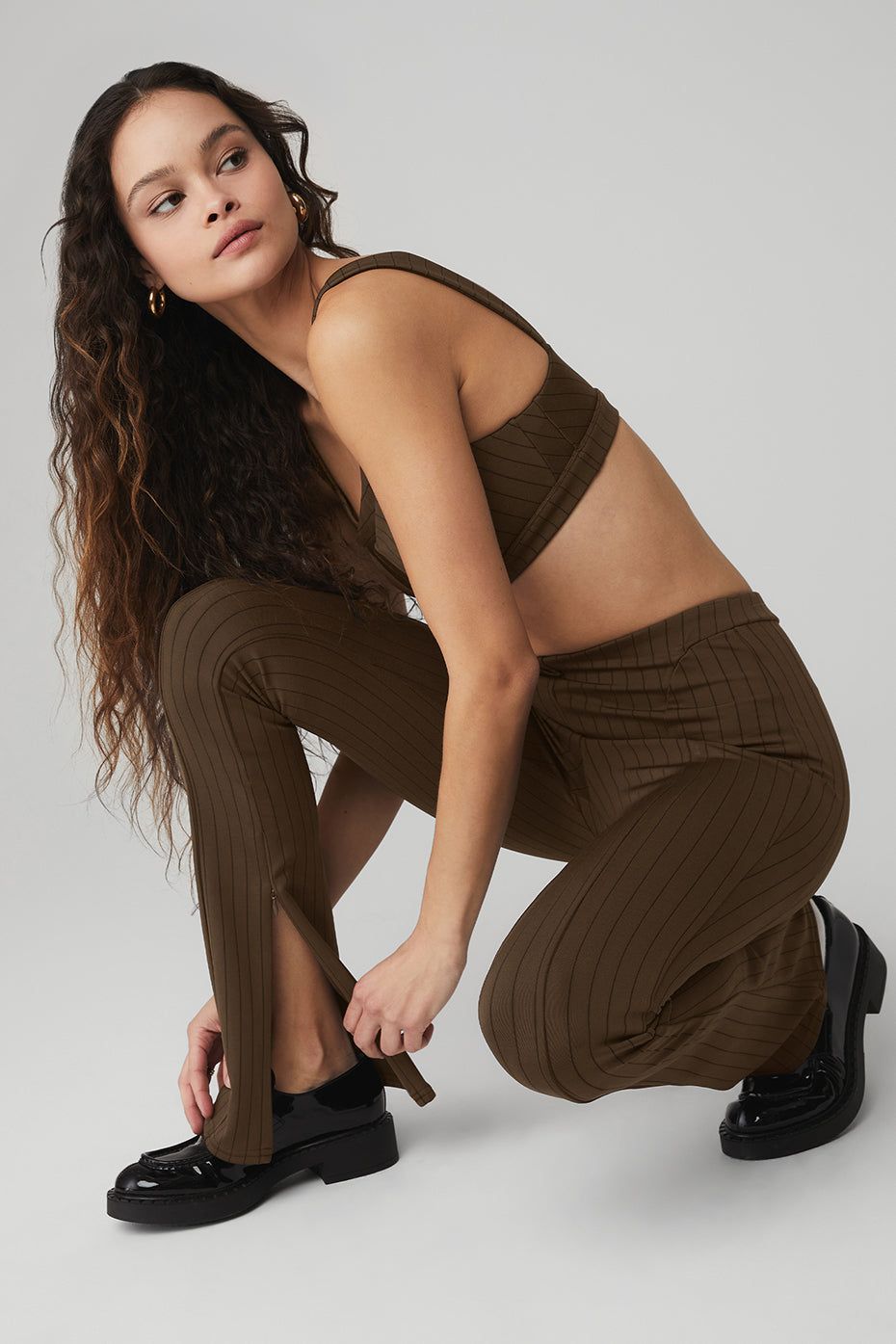 Pinstripe Jacquard Captivate Bra & High-Waist Pinstripe Zip It Flare Legging Set - Espresso/Black sold by Alo Yoga product image thumbnail 5