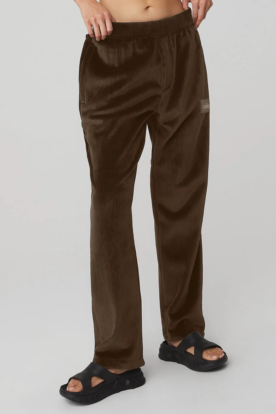 Velour Baller Pant - Espresso sold by Alo Yoga