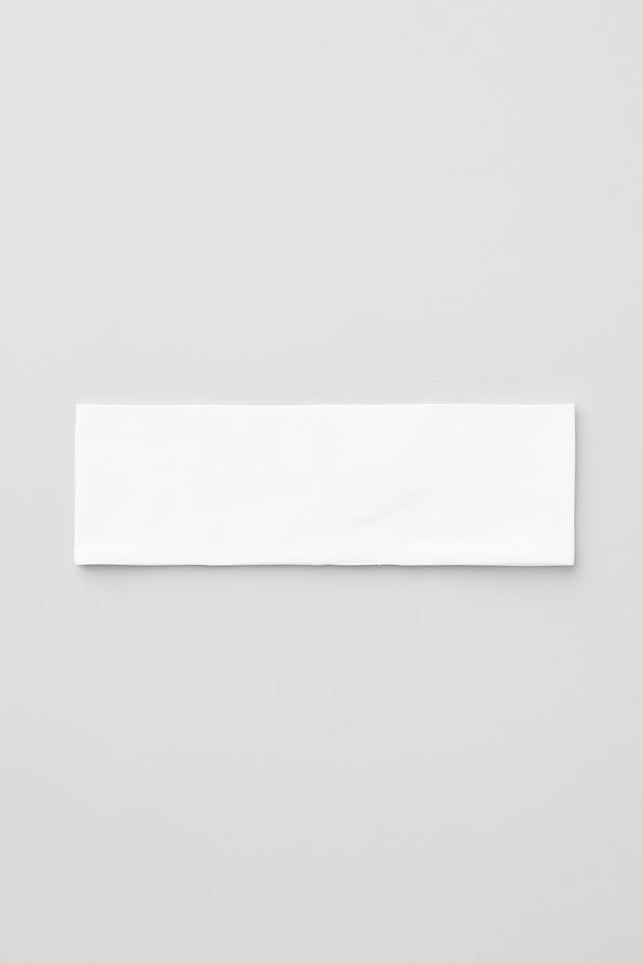 Performance Conquer Headband - White sold by Alo Yoga product image thumbnail 2