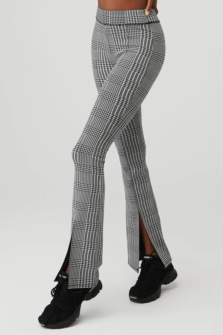 Jacquard High-Waist Glenplaid Flutter Legging - Titanium/Black sold by Alo Yoga product image thumbnail 3