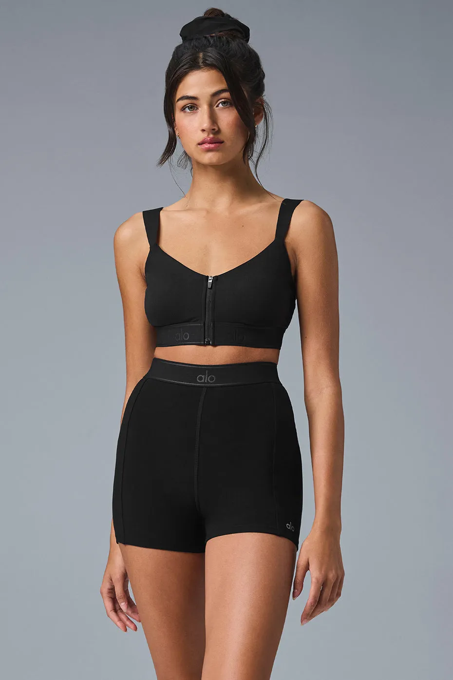 Alosoft Molded Showcase Bra - Black sold by Alo Yoga