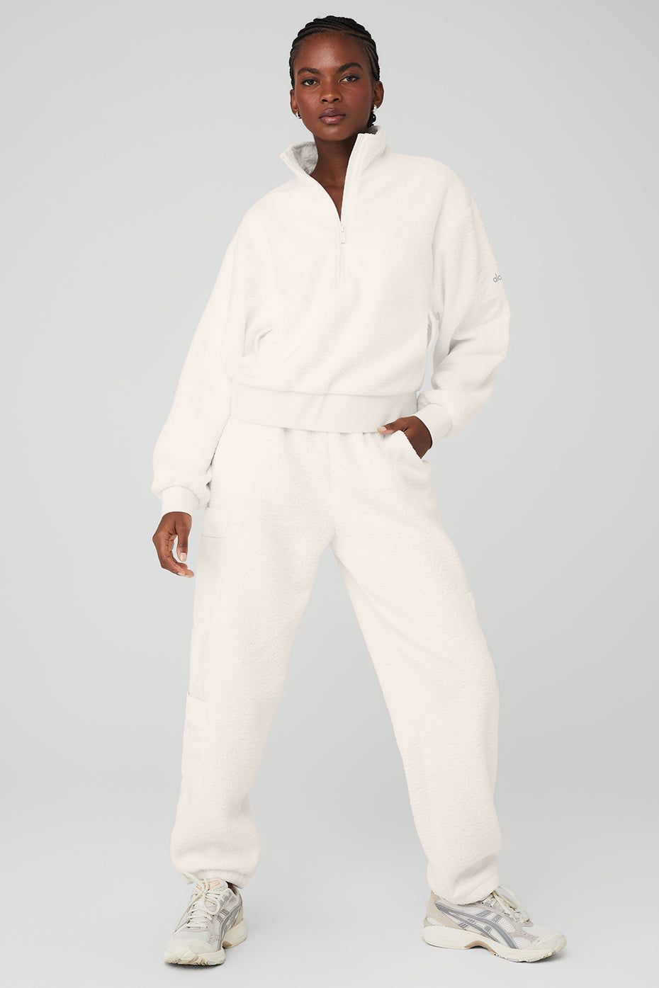 Micro Sherpa Solstice Coverup & Micro Sherpa High-Waist Solstice Sweatpant Set sold by Alo Yoga product image thumbnail 5