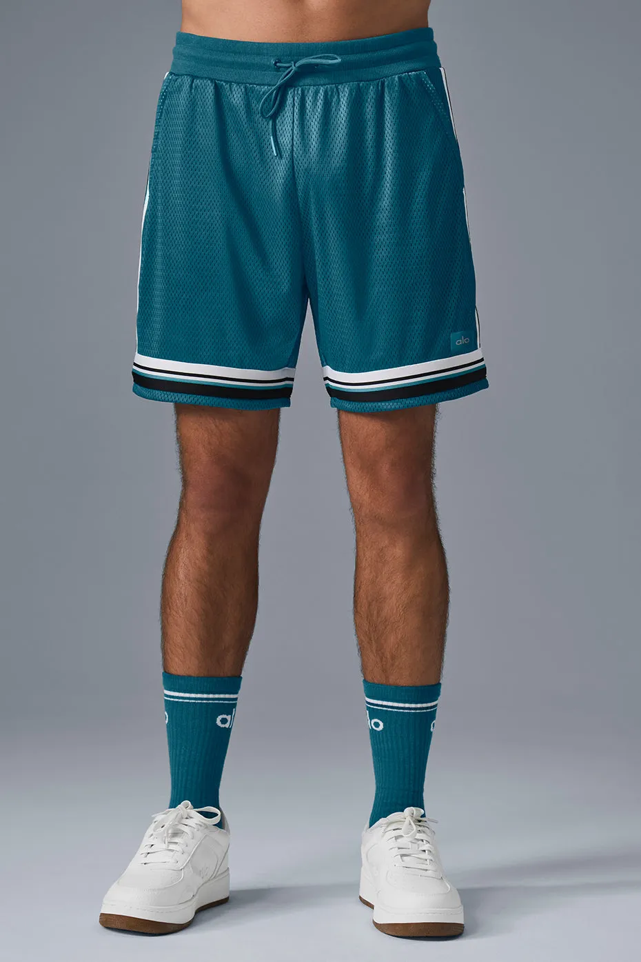 7" Key Mesh Basketball Short - Oceanic Teal sold by Alo Yoga