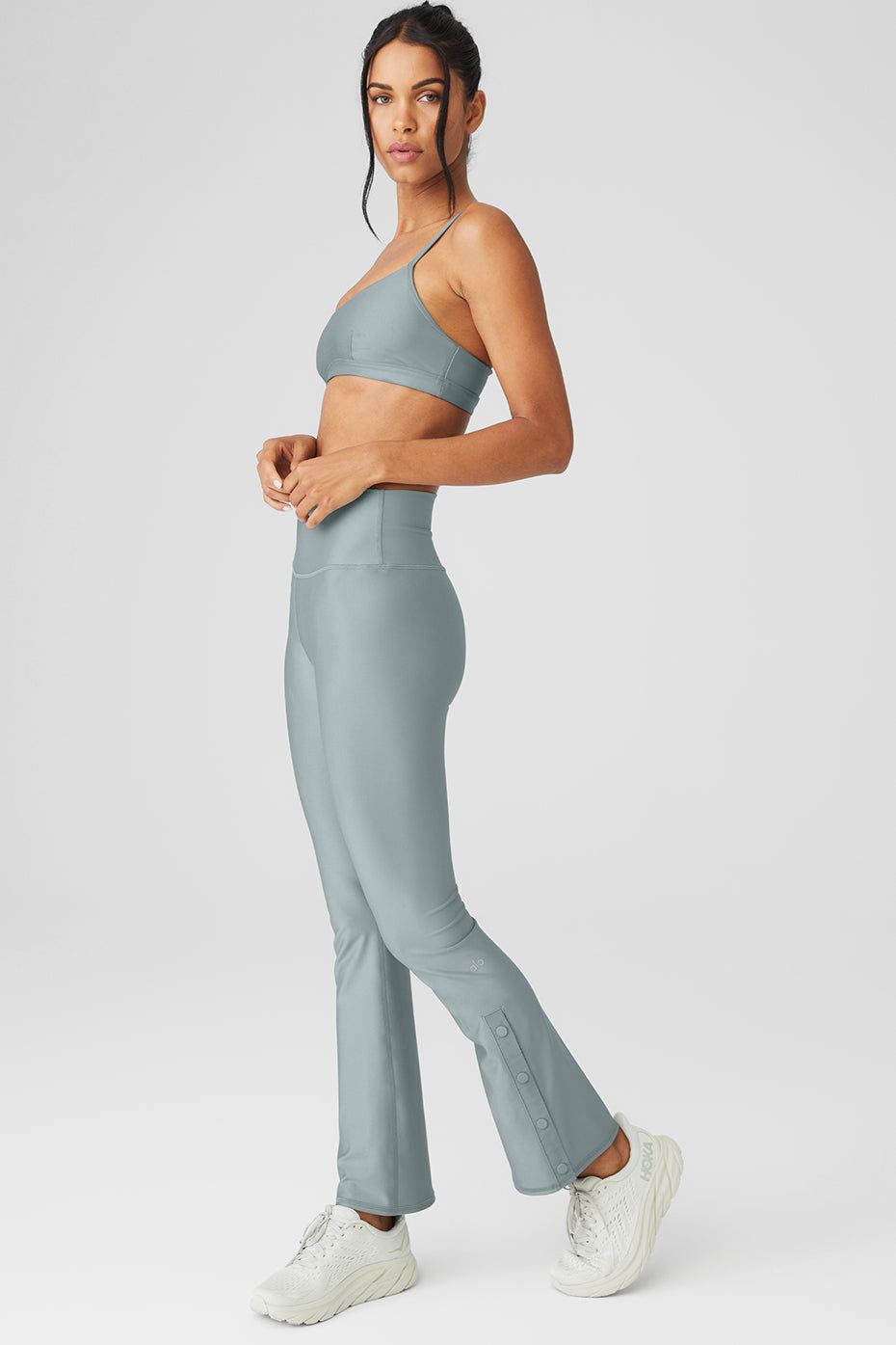 Airlift Intrigue Bra & Airlift High-Waist 7/8 Game Changer Legging Set sold by Alo Yoga product image thumbnail 7