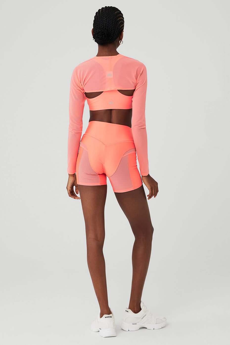 Airlift Advantage Racerback Bra, Airlift Heat Wave Shrug & Airlift Heat Wave 5” Biker Short Set sold by Alo Yoga product image thumbnail 10