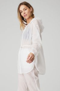 Cloud Nine Jacket - White sold by Alo Yoga