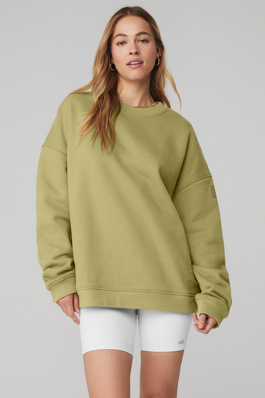 Renown Heavy Weight Crew Neck Pullover - Wasabi sold by Alo Yoga