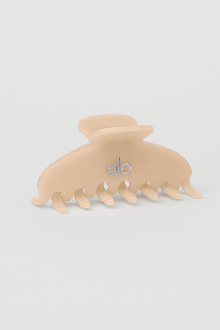 90's Claw Clip - Beige sold by Alo Yoga