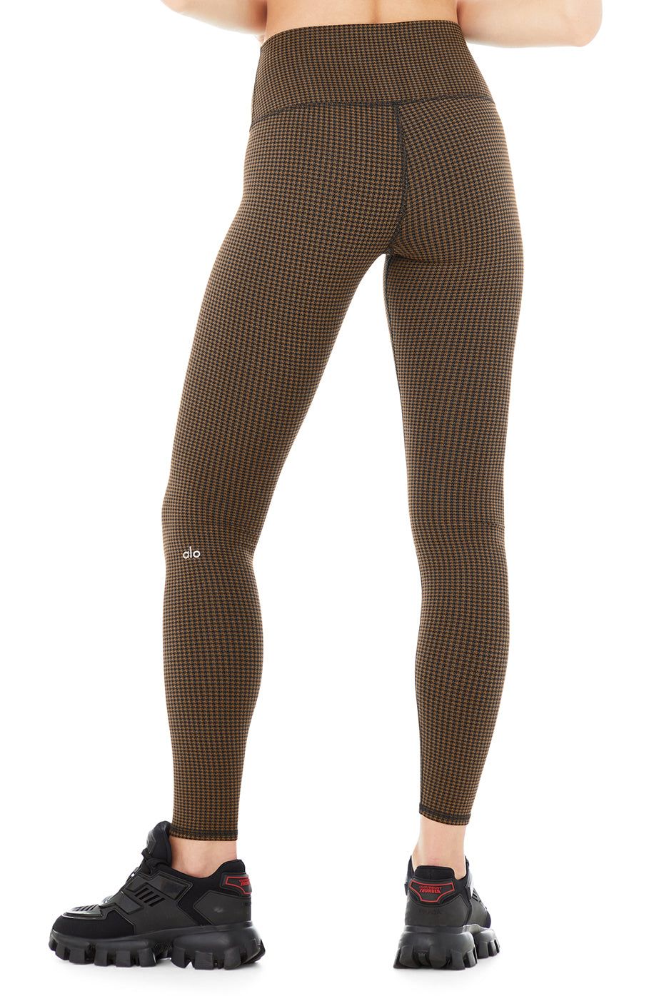 High-Waist Micro Houndstooth Legging - Hot Cocoa/Black sold by Alo Yoga product image thumbnail 2