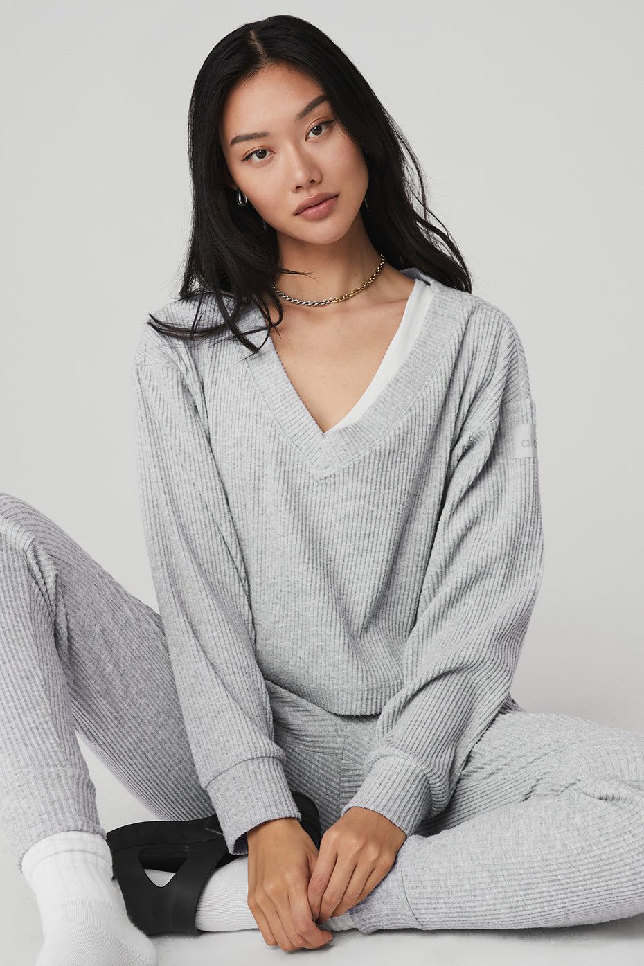 Muse V-Neck Pullover & Muse Sweatpant Set sold by Alo Yoga product image thumbnail 12