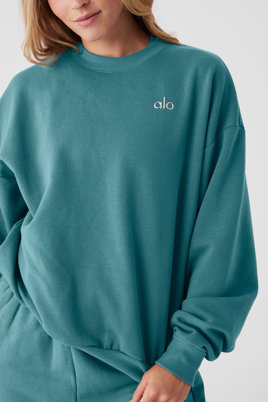 Accolade Crew Neck Pullover - Teal Agate sold by Alo Yoga product image thumbnail 4
