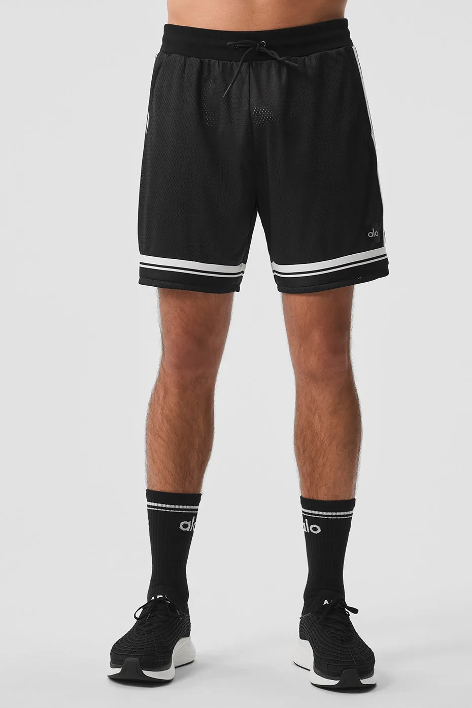 7" Key Mesh Basketball Short - Black sold by Alo Yoga