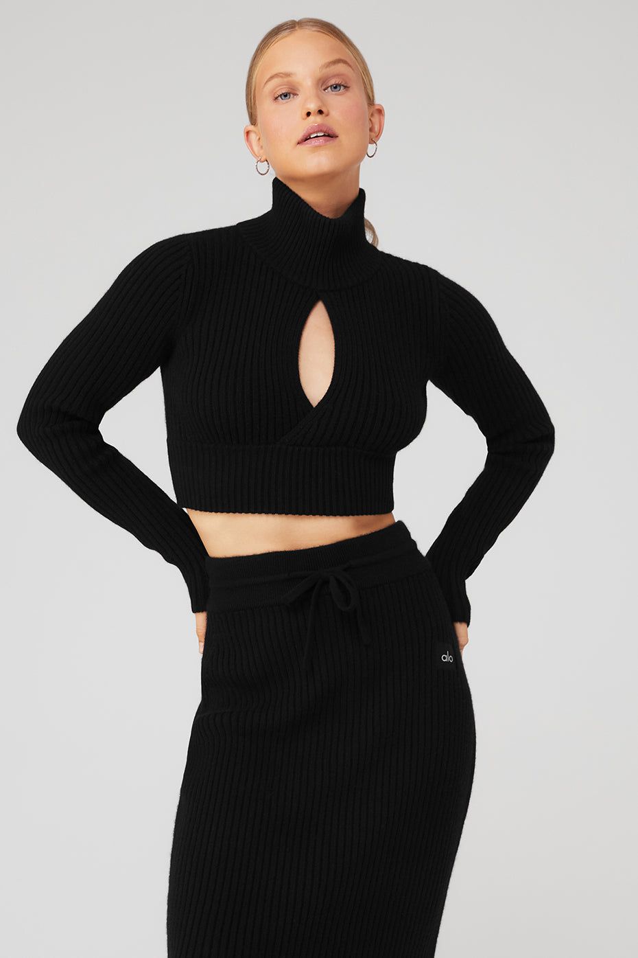 Cashmere Ribbed Winter Dream Cropped Turtleneck - Black sold by Alo Yoga product image thumbnail 2
