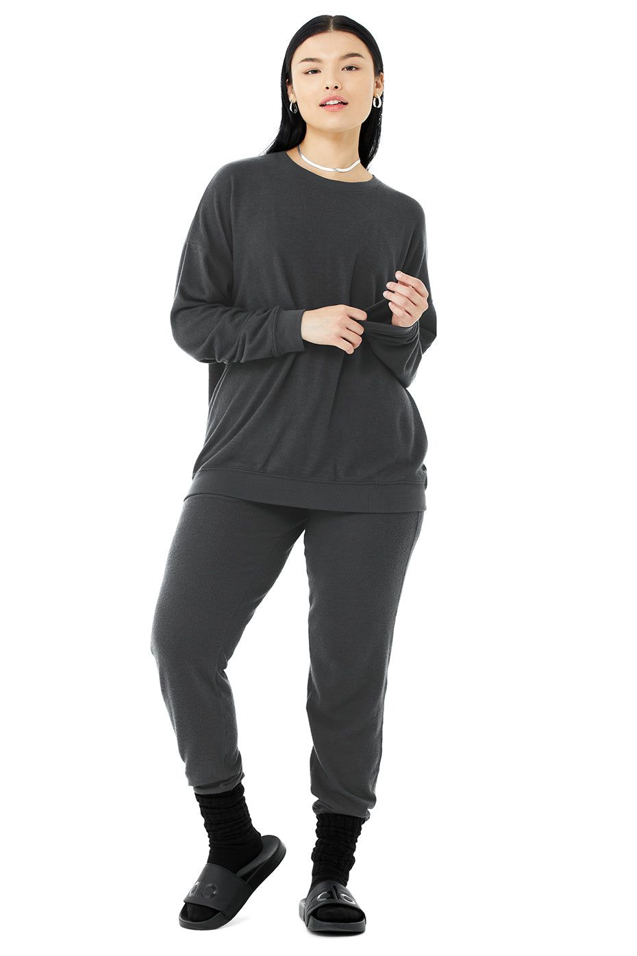 Soho Pullover & Soho Sweatpant Set - Anthracite sold by Alo Yoga product image thumbnail 7
