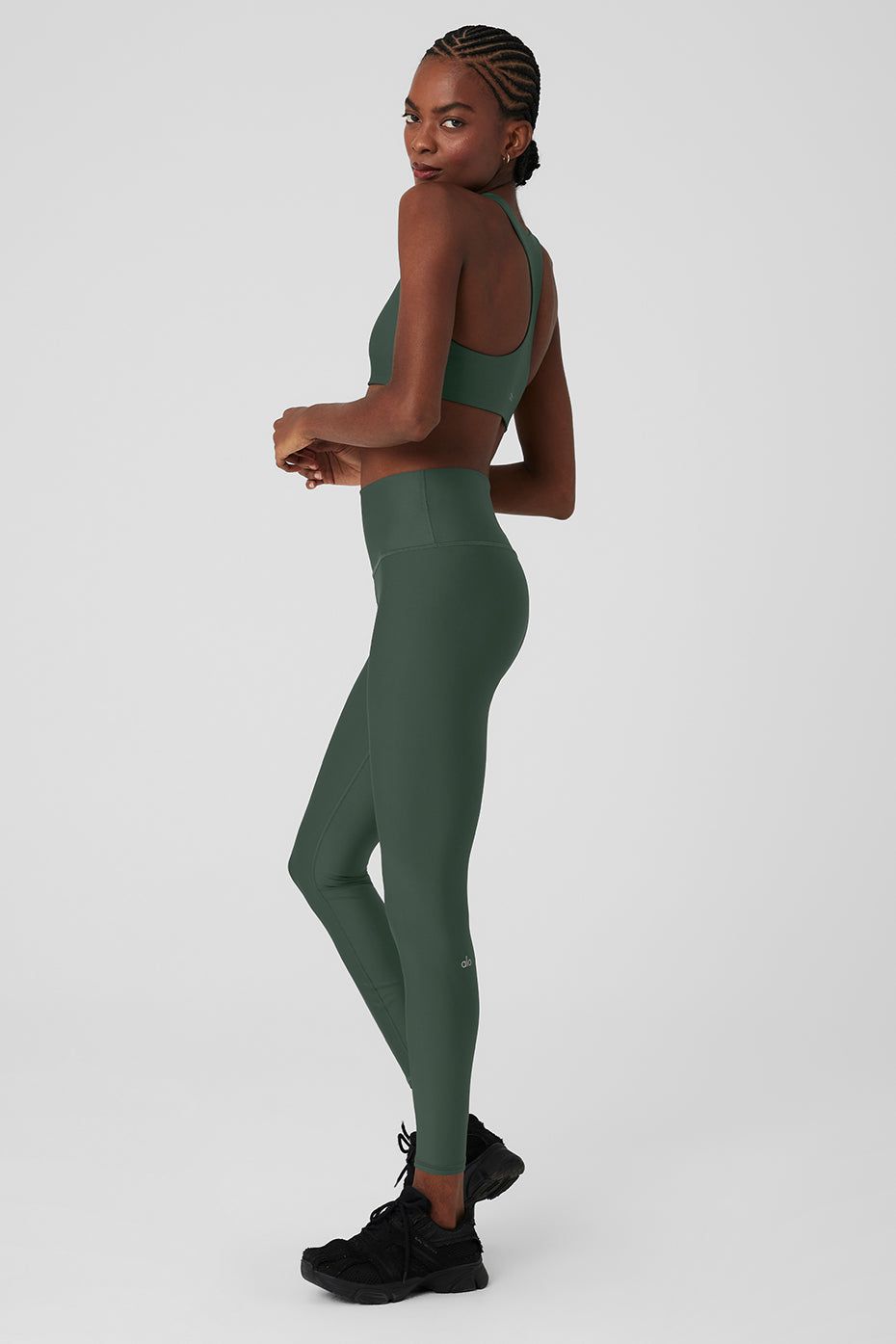 Airlift Advantage Racerback Bra & 7/8 High-Waist Airlift Legging Set sold by Alo Yoga product image thumbnail 31