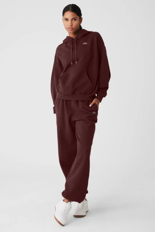 Accolade Hoodie & Accolade Sweatpant Set - Cherry Cola sold by Alo Yoga