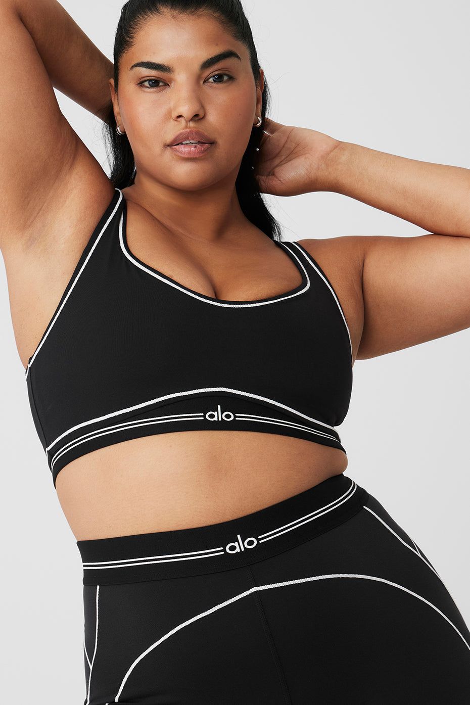 Airbrush Heart Throb Bra & Airbrush High-Waist Heart Throb Legging Set - Black/White sold by Alo Yoga product image thumbnail 8