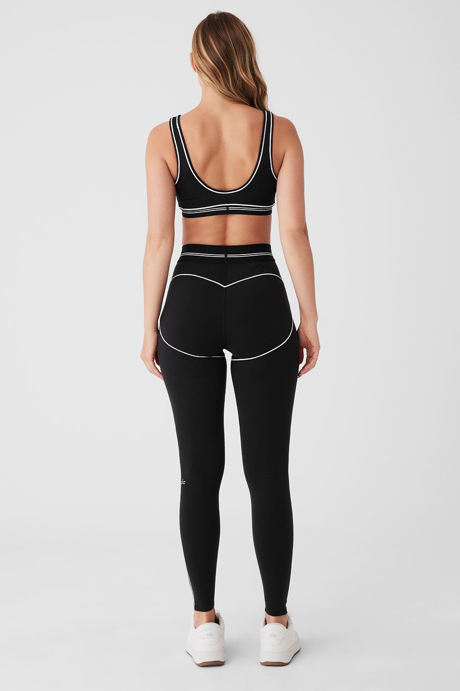 Airbrush Heart Throb Bra & Airbrush High-Waist Heart Throb Legging Set - Black/White sold by Alo Yoga product image thumbnail 2