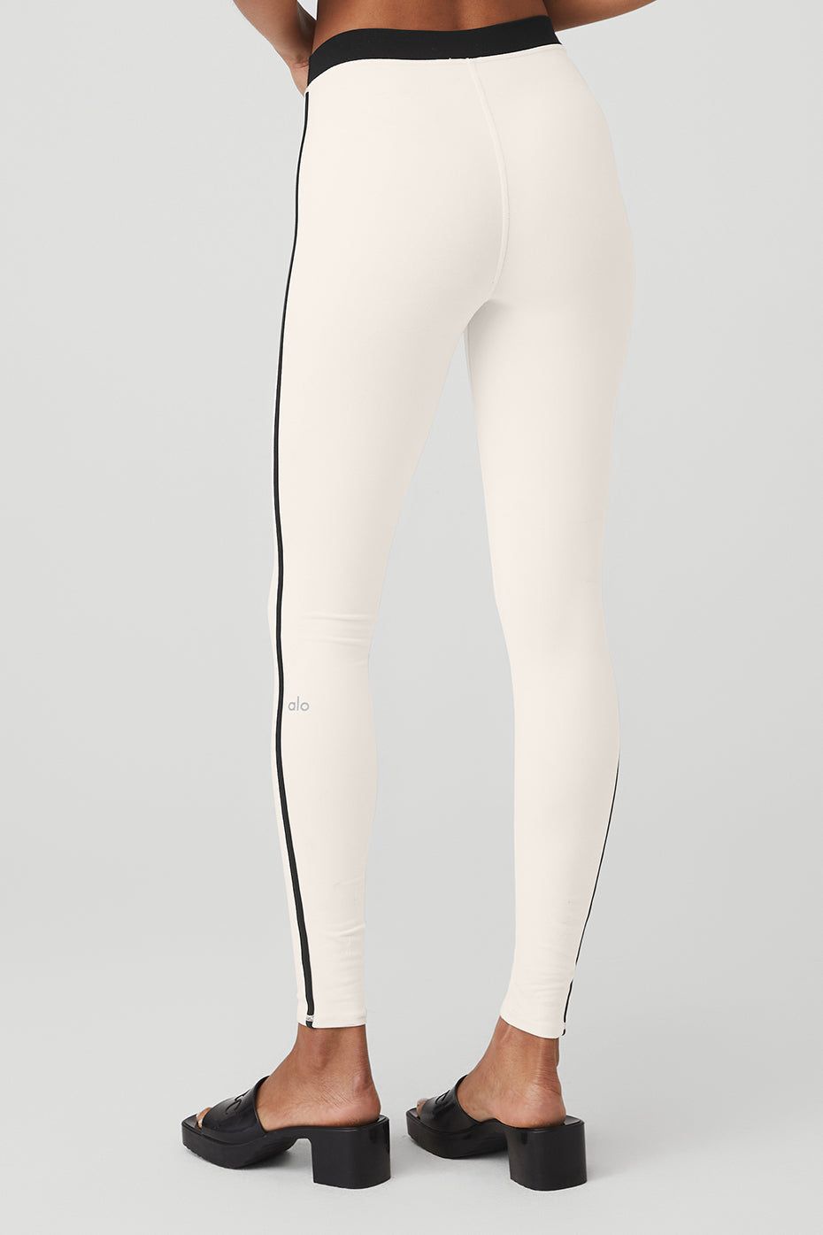 Airbrush High-Waist Streamlined Legging - Ivory/Black sold by Alo Yoga product image thumbnail 2