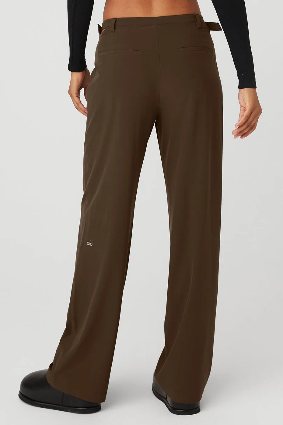 Mid-Rise Showdown Trouser - Espresso sold by Alo Yoga product image thumbnail 2