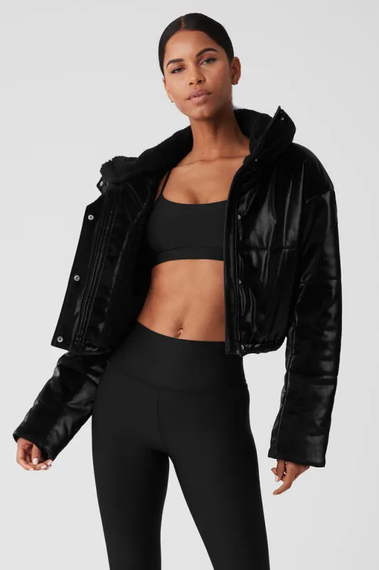 Orion Cropped Puffer - Black sold by Alo Yoga