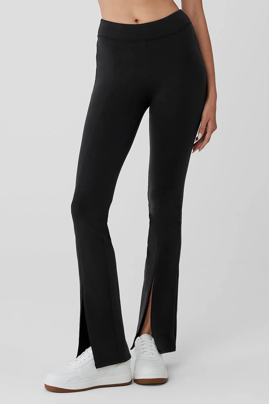 ALO | Airbrush High-Waist Flutter Legging in Black, Size: Small sold by Alo Yoga