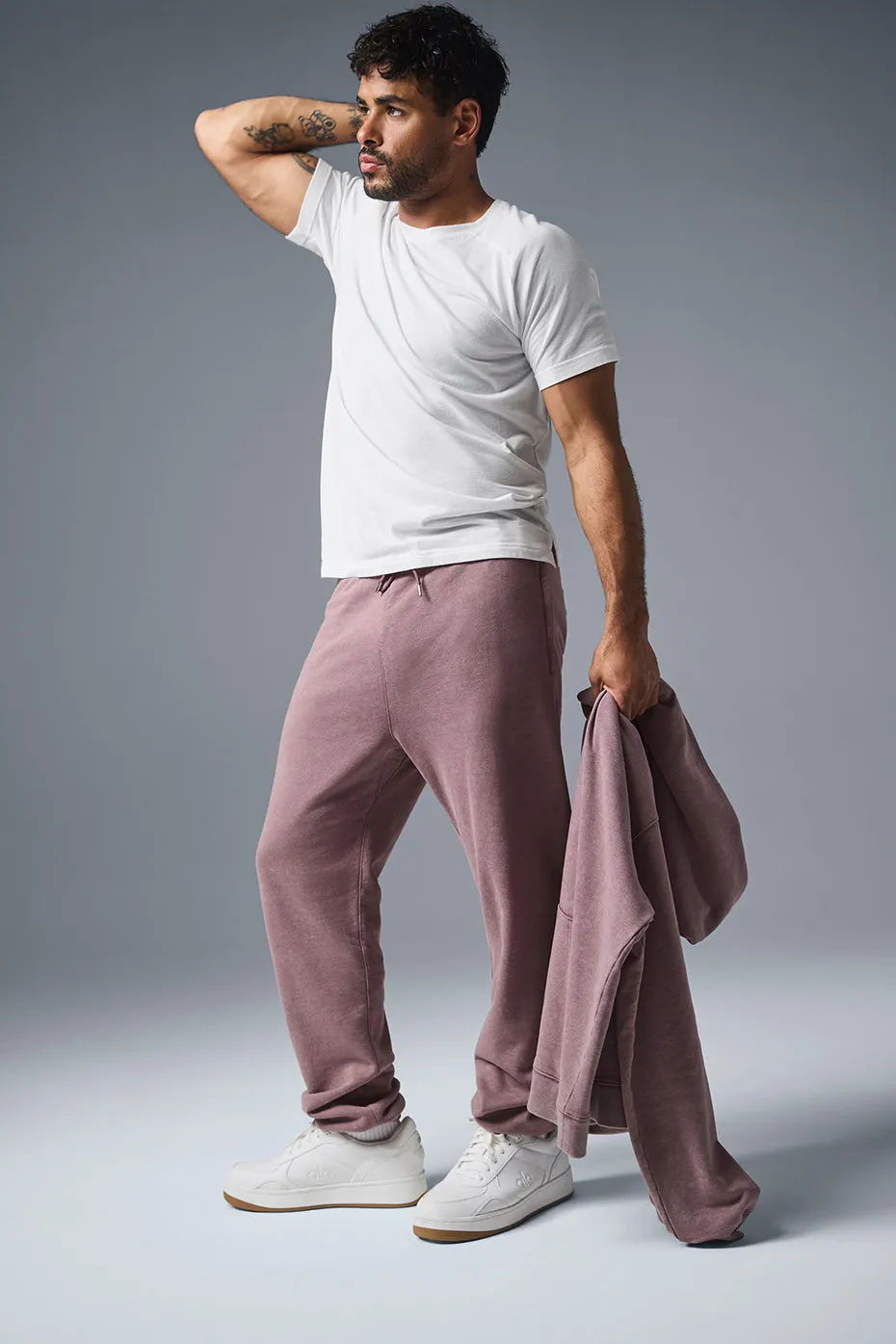 Chill Vintage Wash Sweatpant - Woodrose Wash sold by Alo Yoga