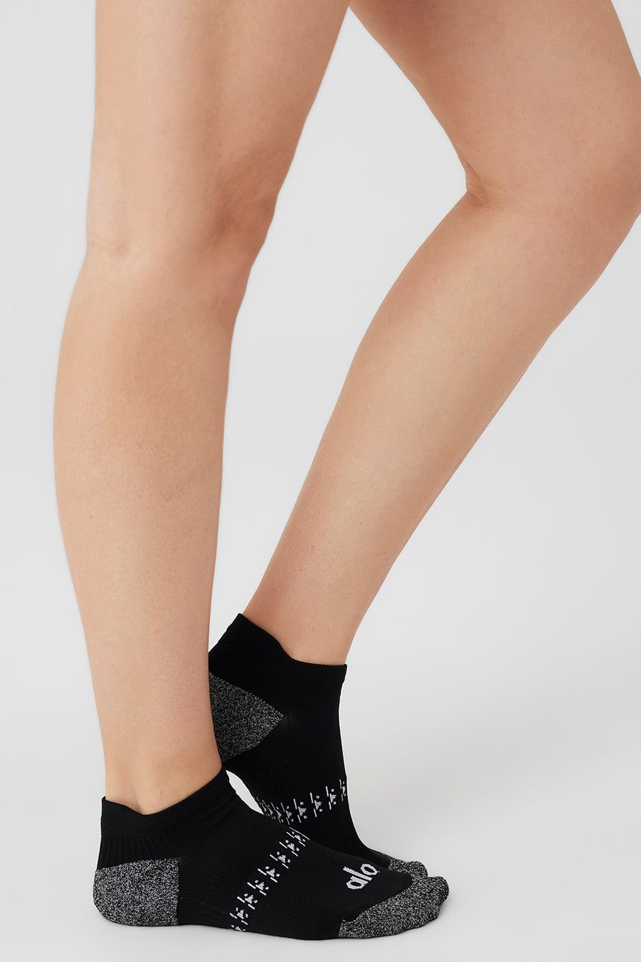 Women's Performance Chakra Tab Sock - Black/White sold by Alo Yoga product image thumbnail 3