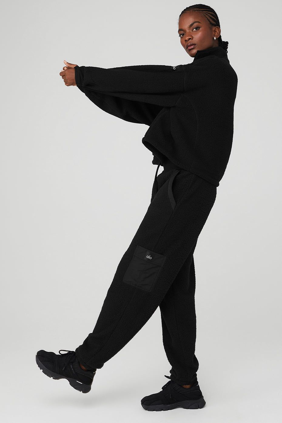 Micro Sherpa Cozy Cabin Half Zip Pullover & Micro Sherpa High-Waist Solstice Sweatpant Set sold by Alo Yoga product image thumbnail 3