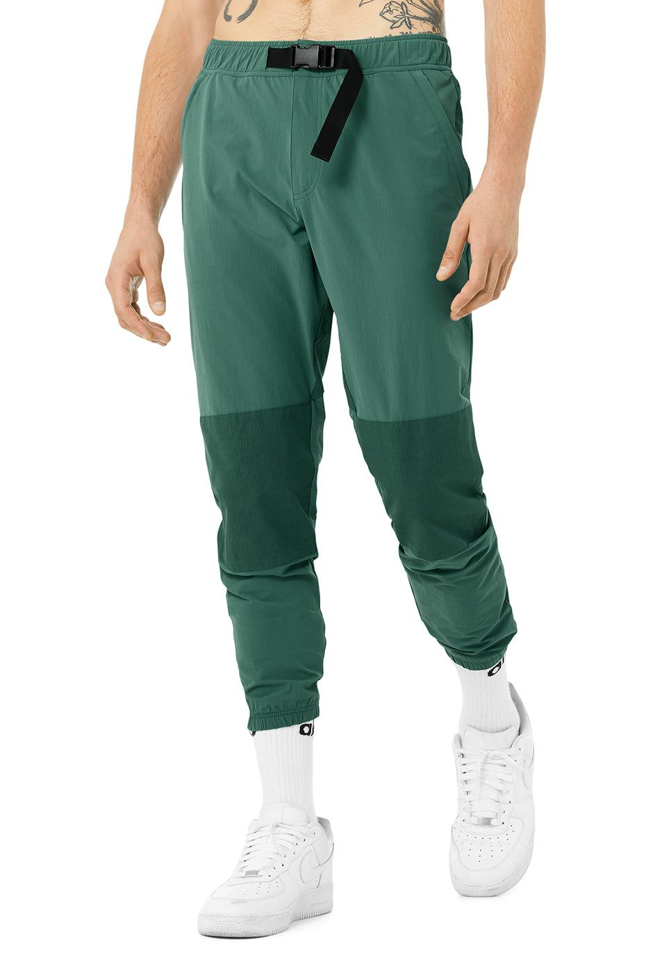 Talus Tech Pant - Dark Ivy sold by Alo Yoga