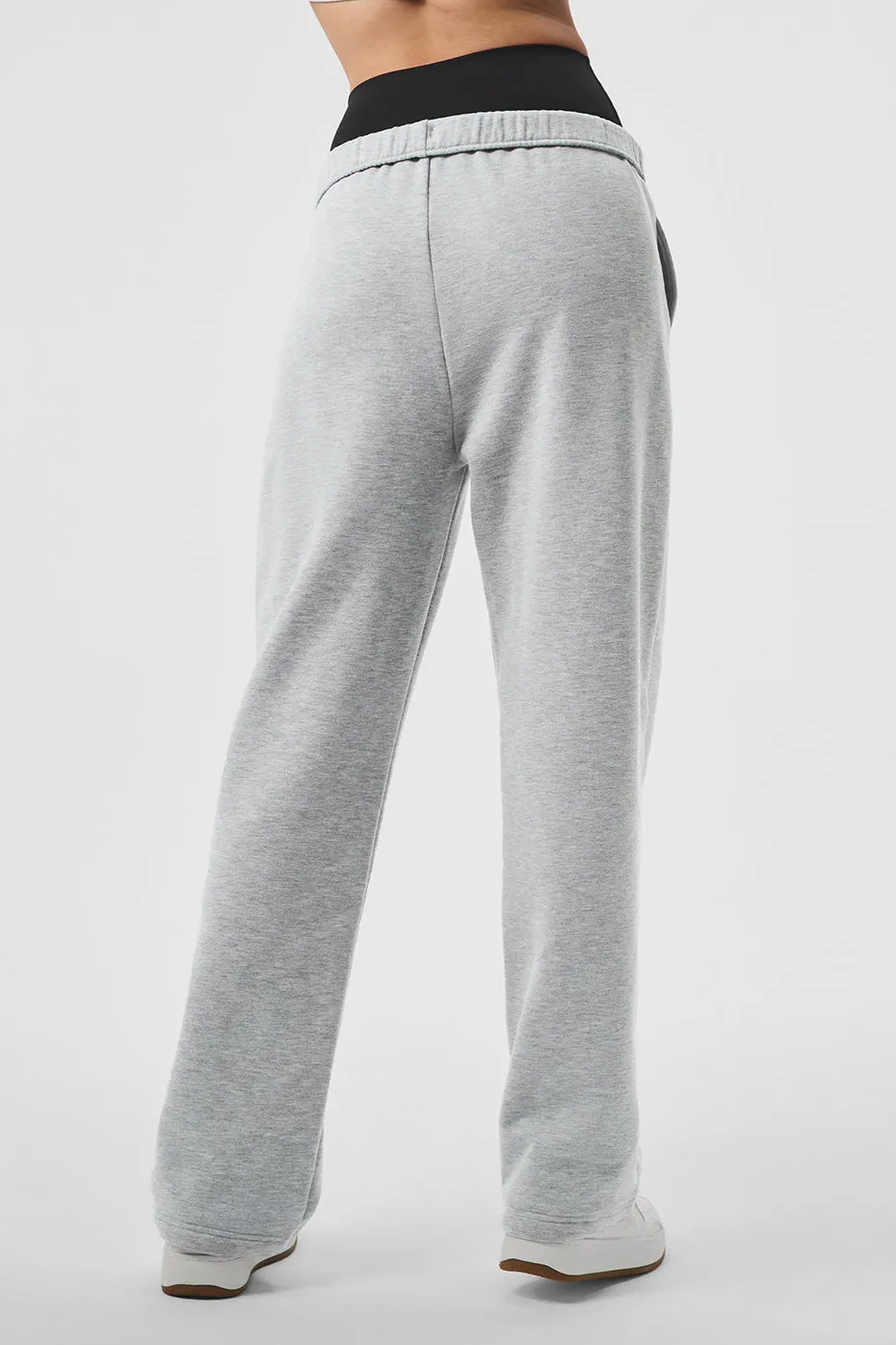 Accolade Straight Leg Sweatpant - Athletic Heather Grey sold by Alo Yoga product image thumbnail 2