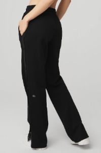 Courtside Tearaway Snap Pant - Black sold by Alo Yoga