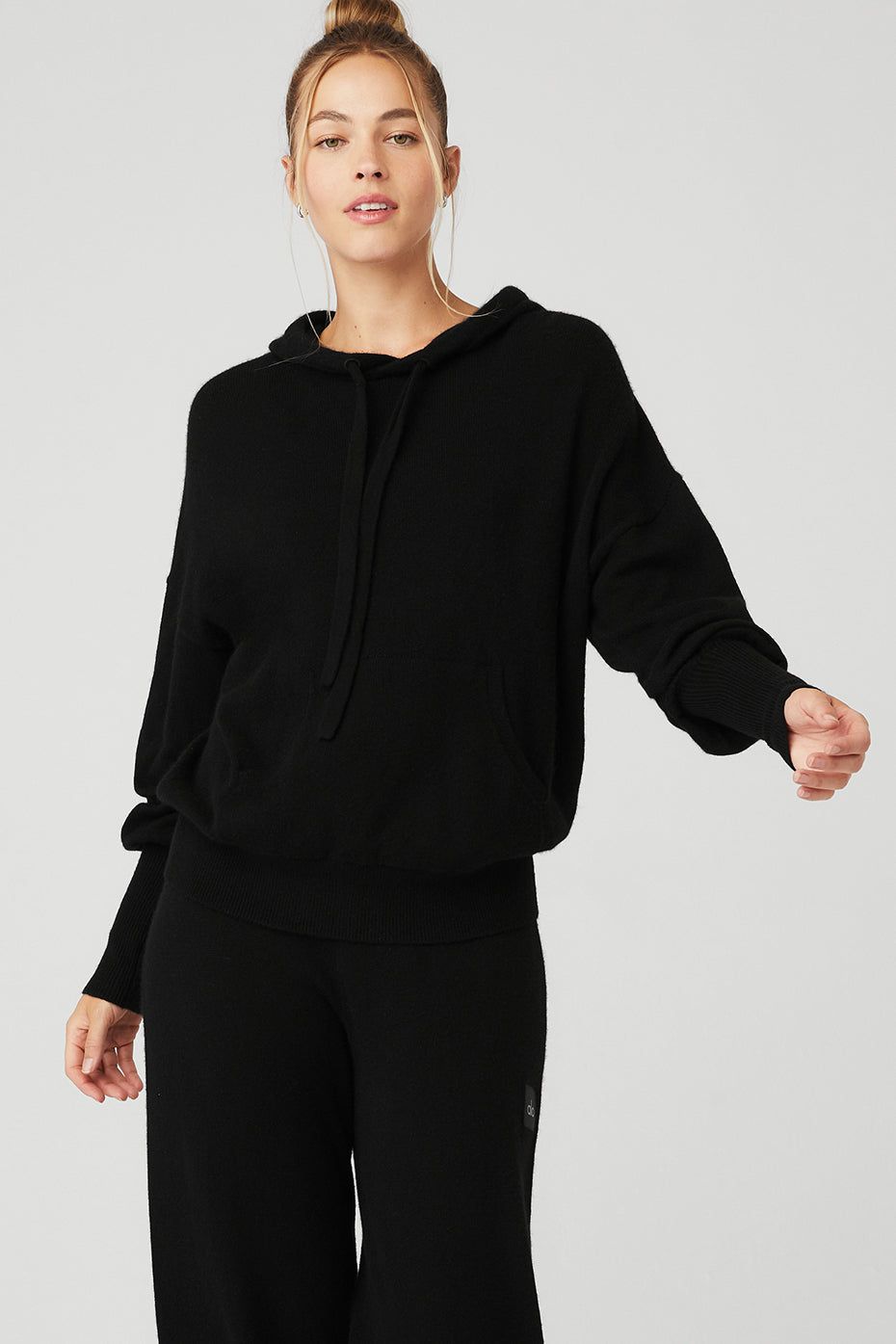 Cashmere Jet Set Hoodie - Black sold by Alo Yoga