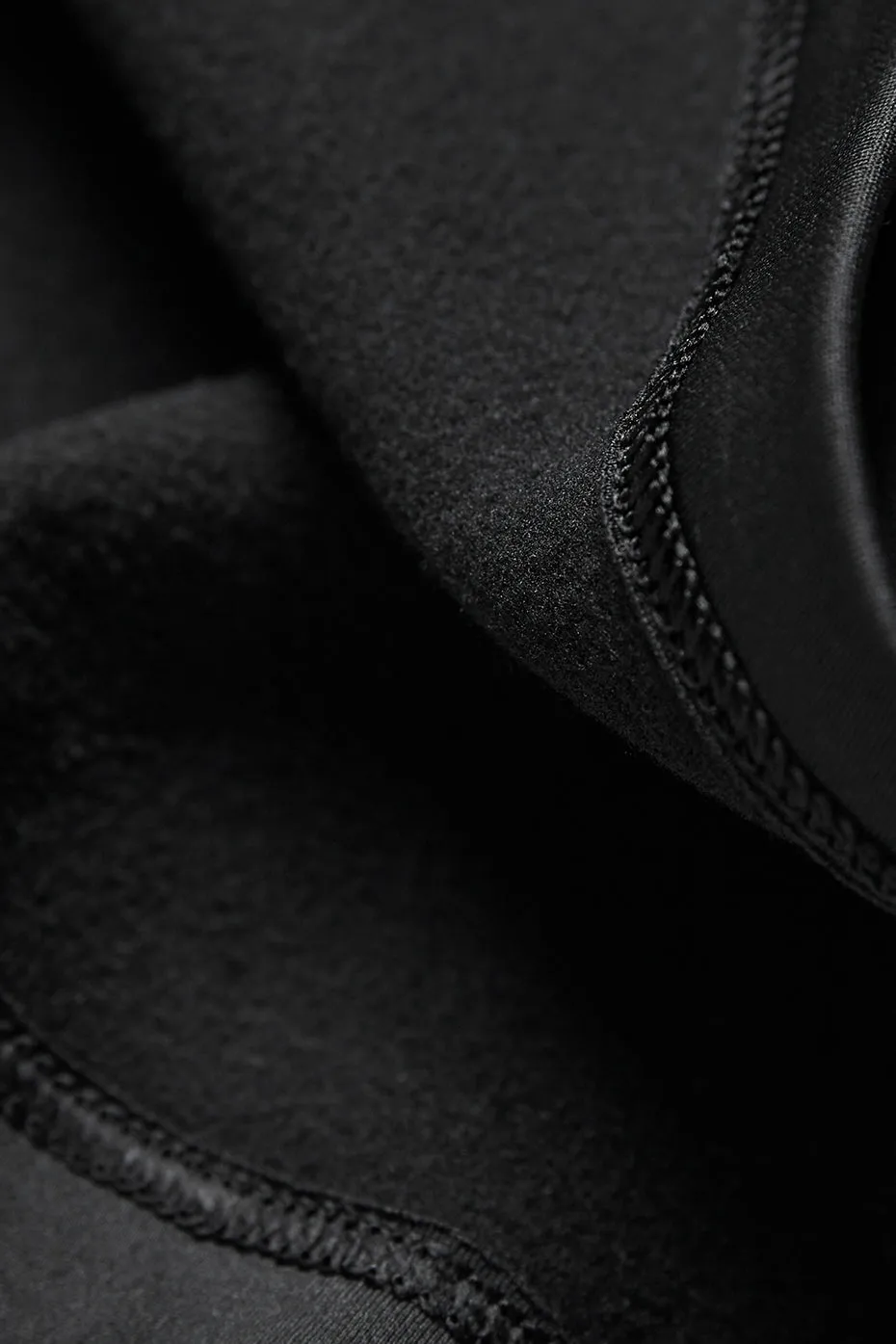 Airlift Winter Warm High-Waist Legging - Black sold by Alo Yoga product image thumbnail 3