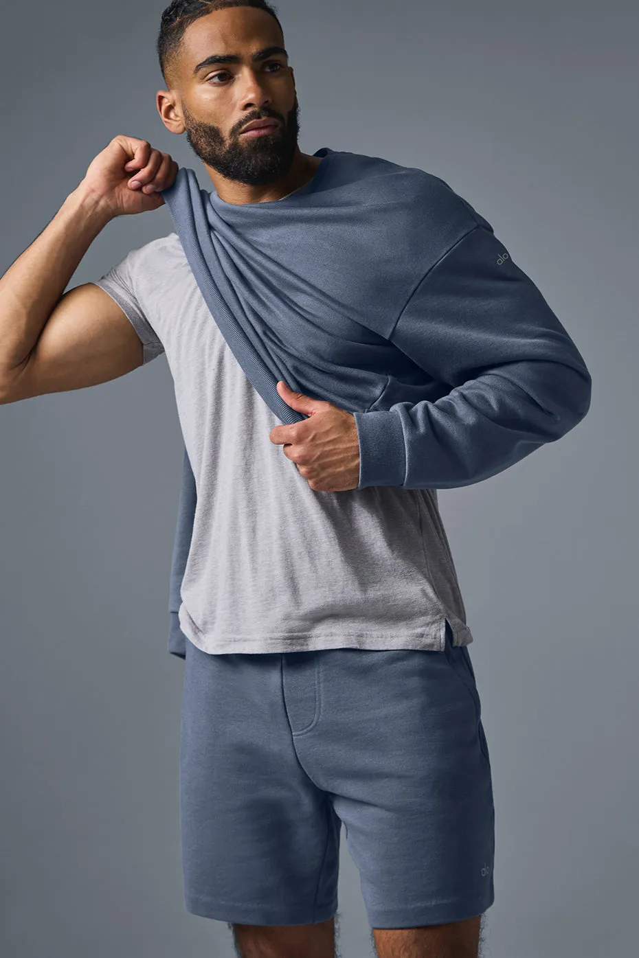 Chill Short - Bluestone sold by Alo Yoga