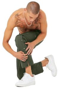Legend Snap Pant - Dark Cactus sold by Alo Yoga