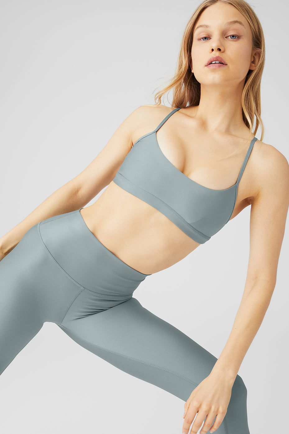 Airlift Intrigue Bra & 7/8 High-Waist Airlift Legging Set sold by Alo Yoga product image thumbnail 75