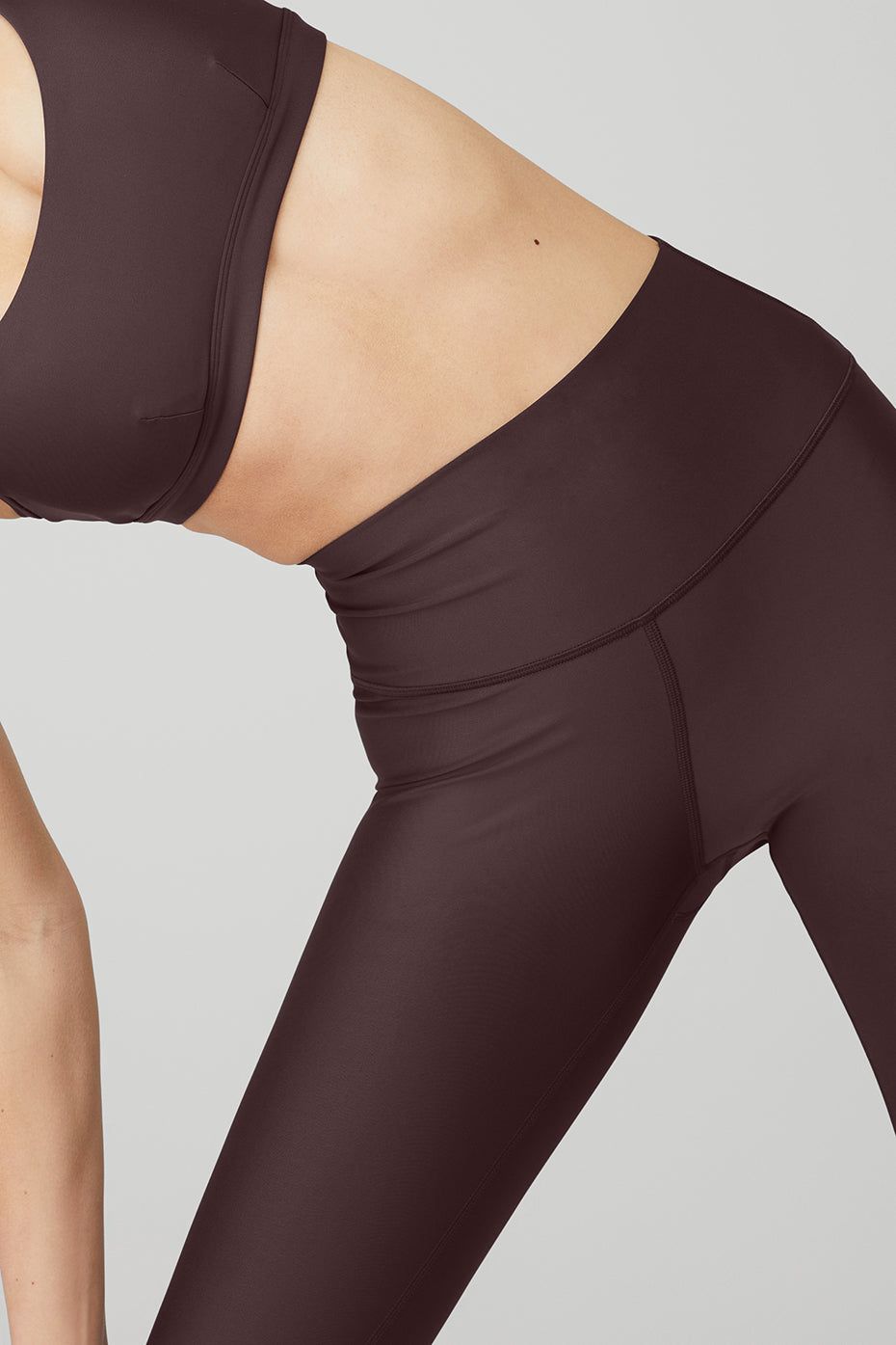 Airlift Intrigue Bra & 7/8 High-Waist Airlift Legging Set sold by Alo Yoga product image thumbnail 35