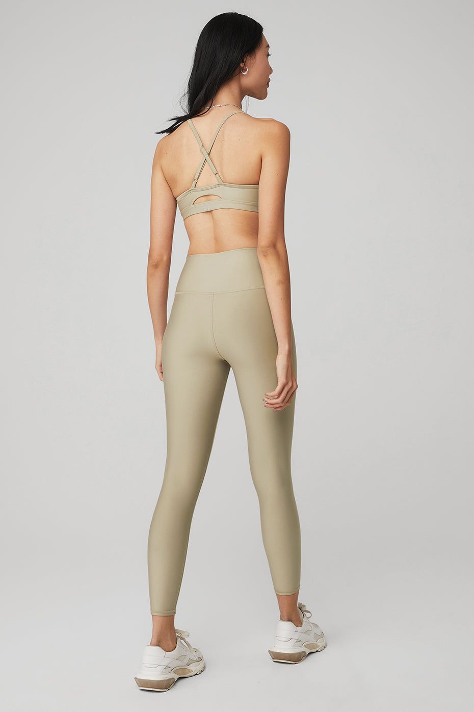 Airlift Intrigue Bra & 7/8 High-Waist Airlift Legging Set sold by Alo Yoga product image thumbnail 22