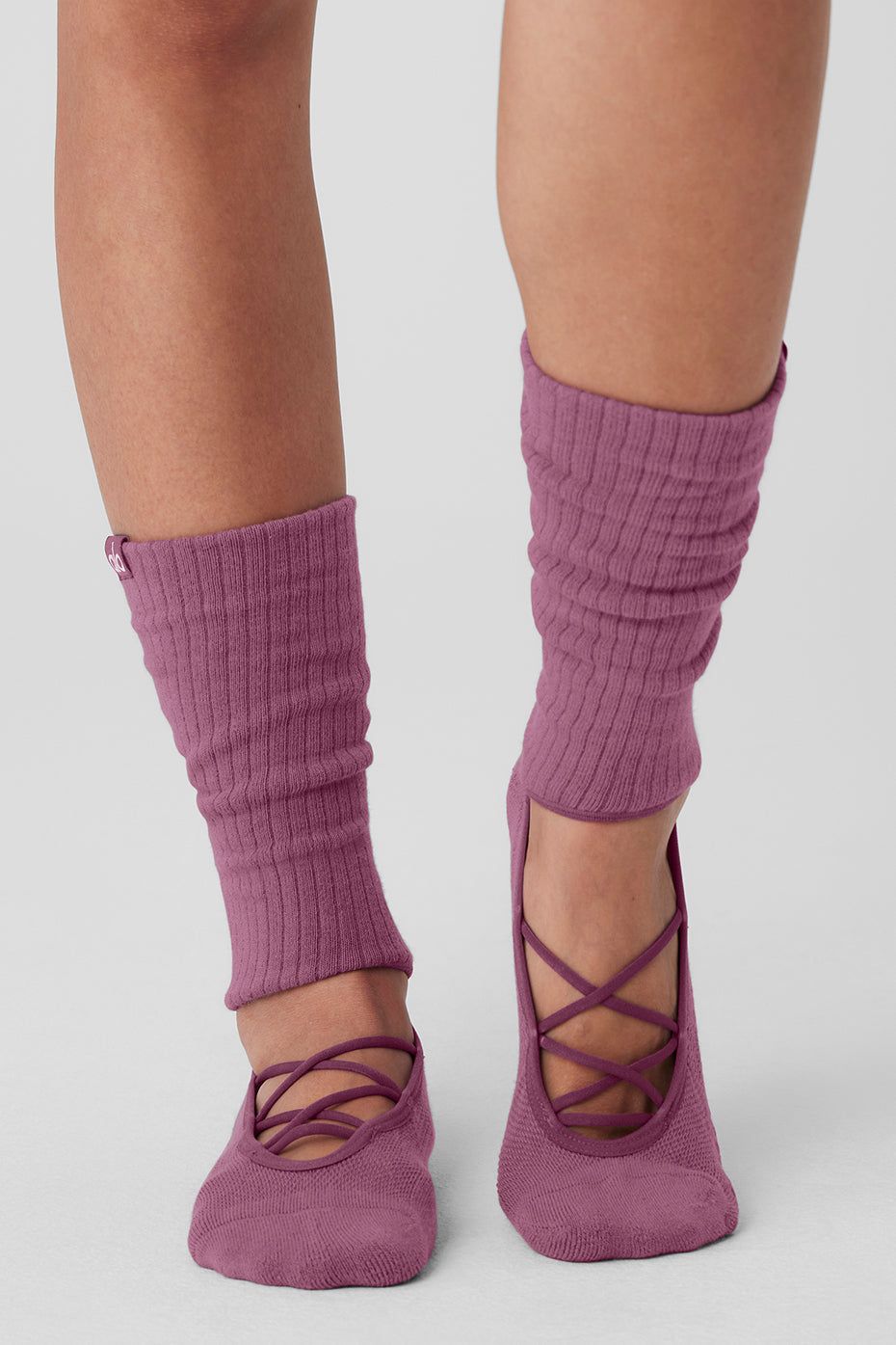 Women's Strappy Siren Grip Sock - Soft Mulberry | Parallel