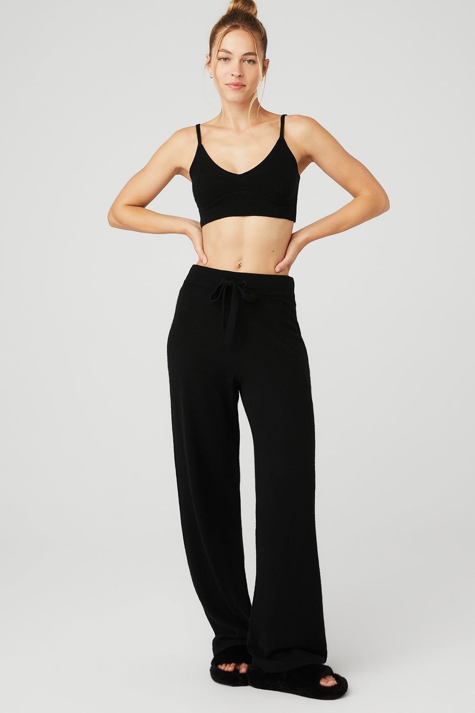 Cashmere Jet Set Bra & Cashmere High-Waist Jet Set Wide Leg Pant Set - Black sold by Alo Yoga product image thumbnail 2