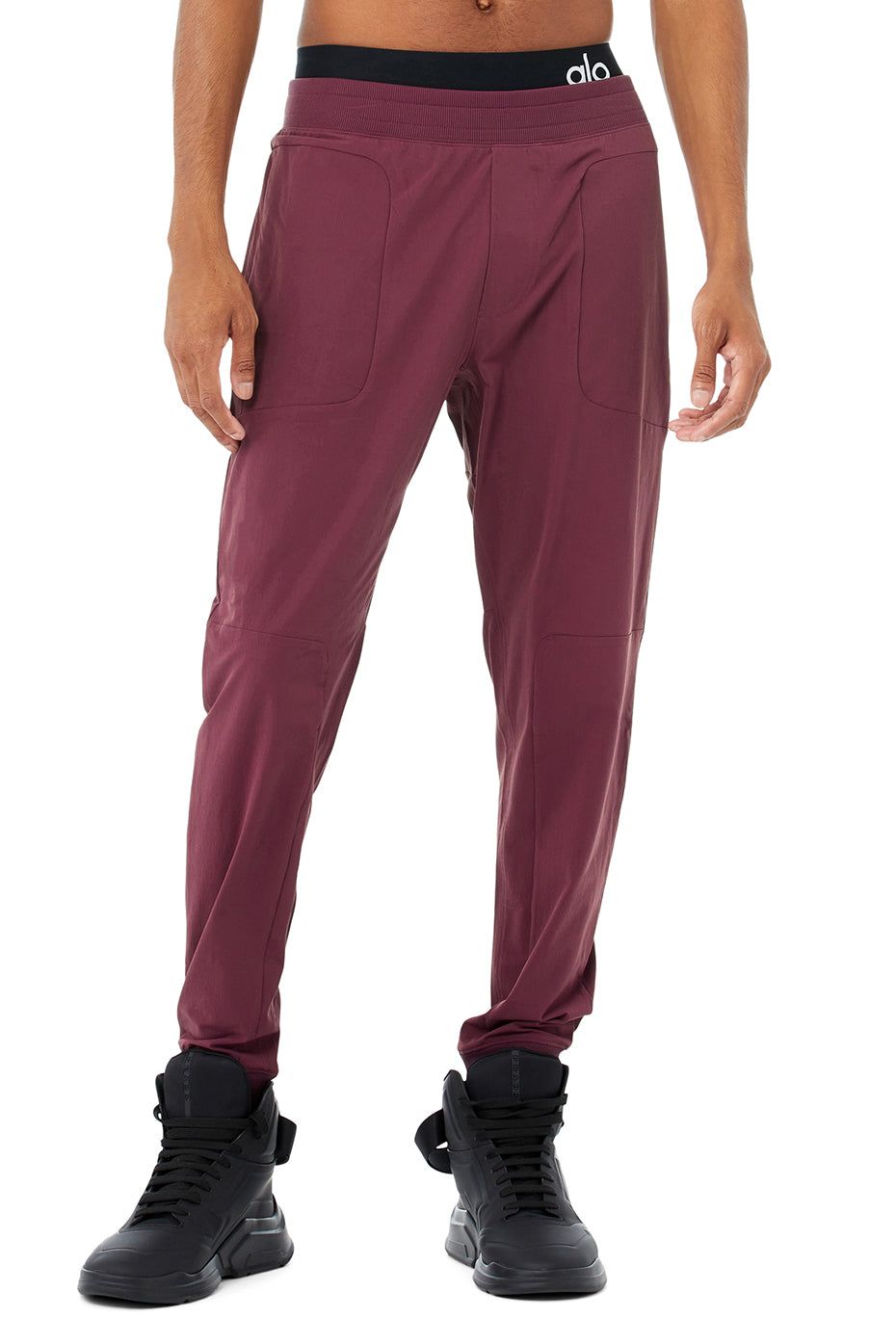 Co-Op Pant - Varsity Cardinal sold by Alo Yoga