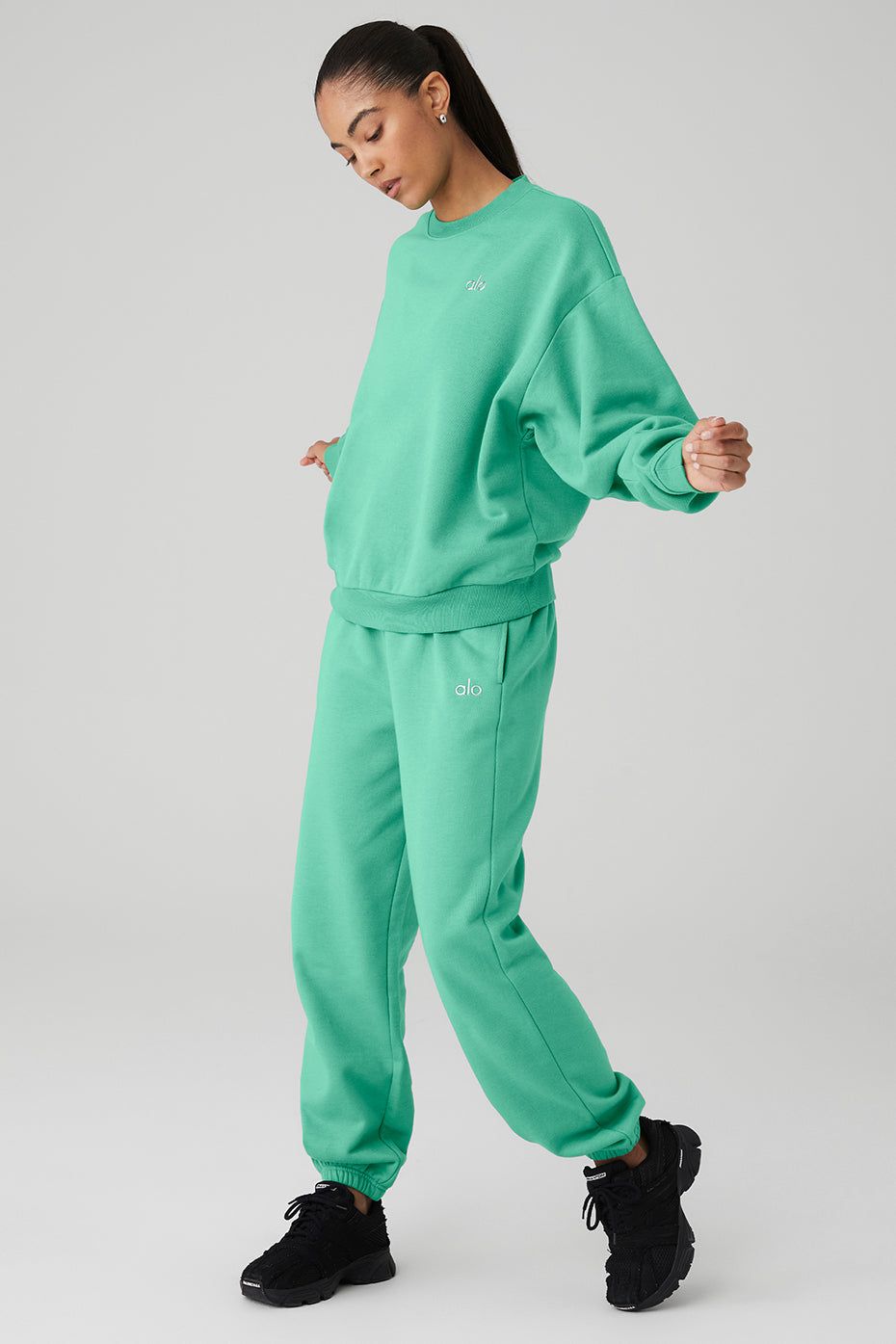 Accolade Crew Neck Pullover & Accolade Sweatpant Set sold by Alo Yoga product image thumbnail 36