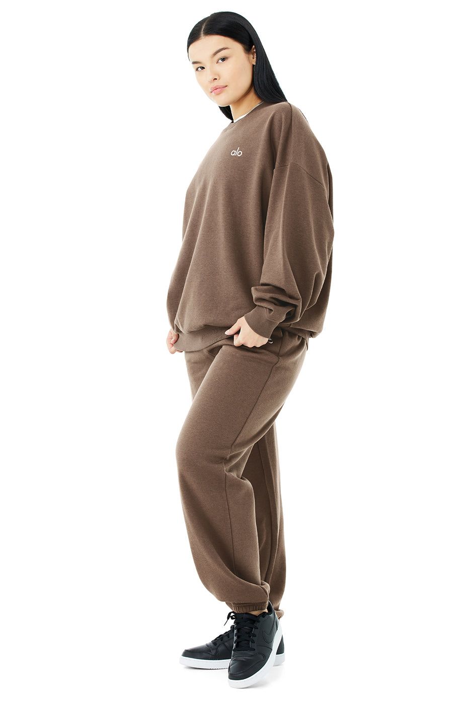 Accolade Crew Neck Pullover & Accolade Sweatpant Set sold by Alo Yoga product image thumbnail 6
