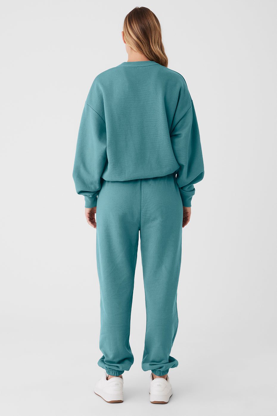 Accolade Crew Neck Pullover & Accolade Sweatpant Set sold by Alo Yoga product image thumbnail 44