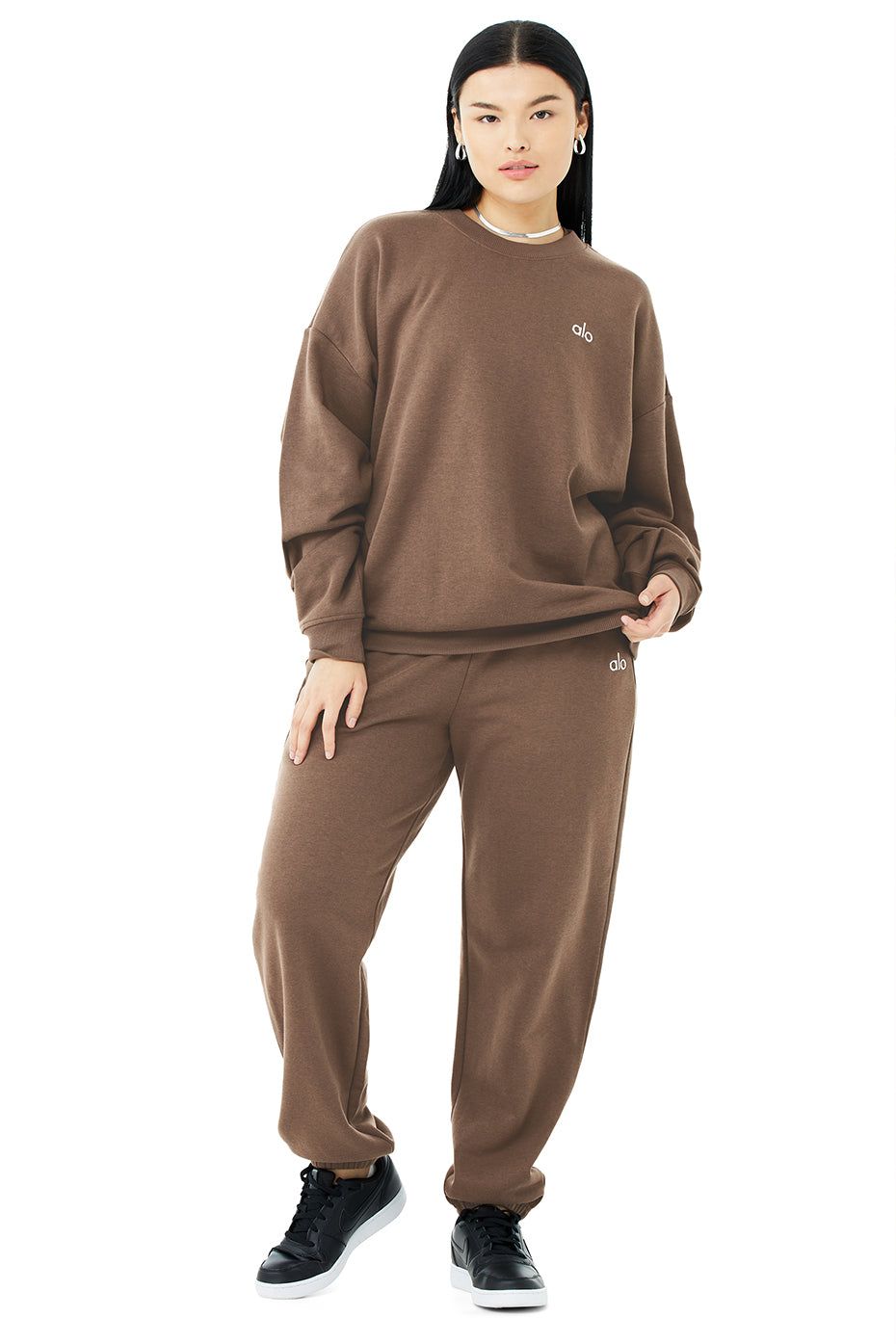 Accolade Crew Neck Pullover & Accolade Sweatpant Set sold by Alo Yoga product image thumbnail 5