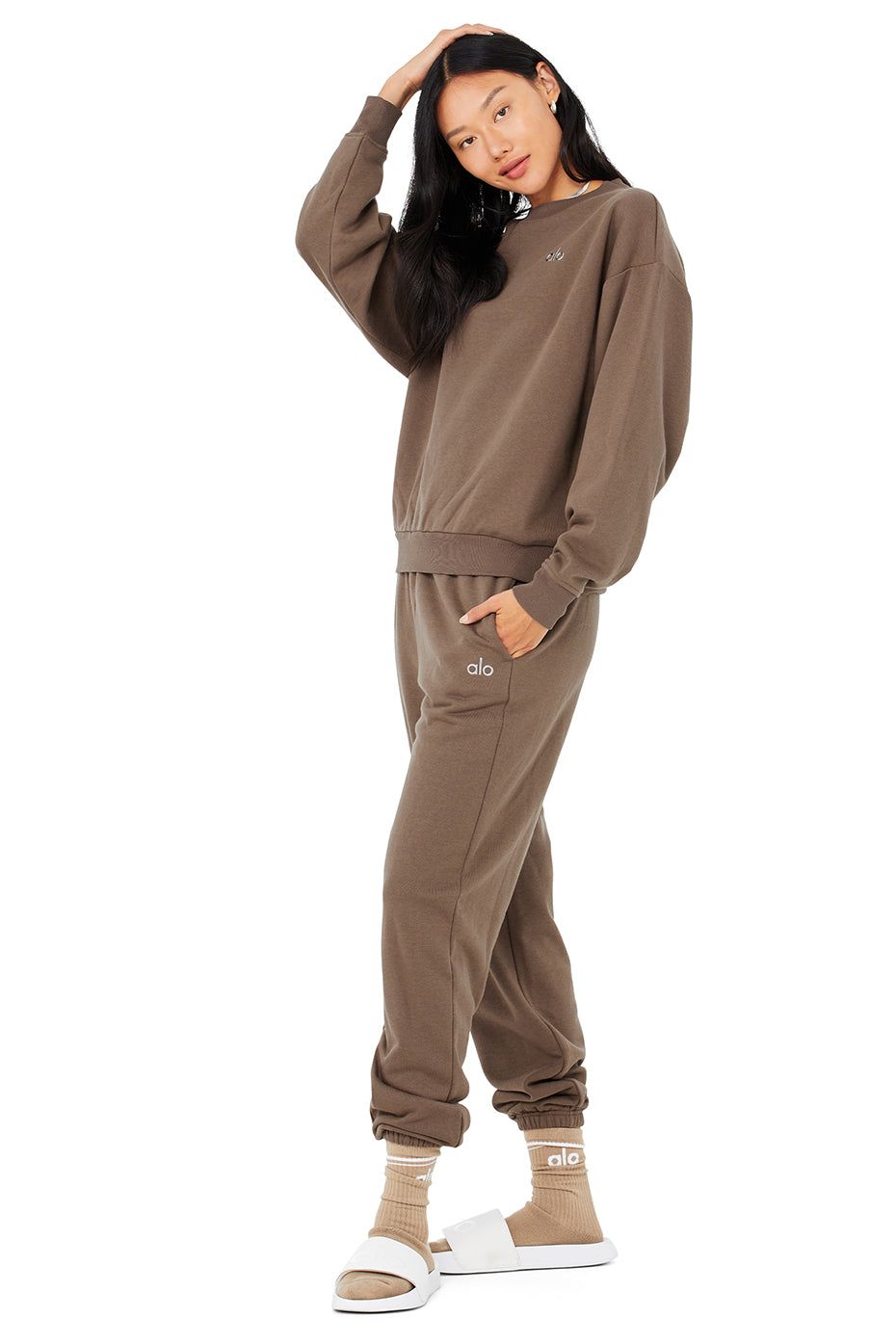 Accolade Crew Neck Pullover & Accolade Sweatpant Set sold by Alo Yoga product image thumbnail 3