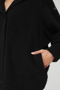 Micro Sherpa Envy Shacket - Black sold by Alo Yoga